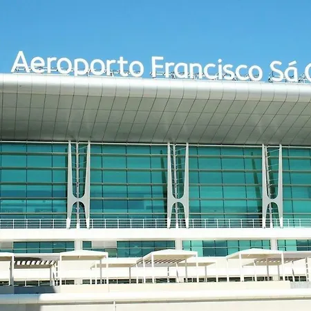Center * Maía